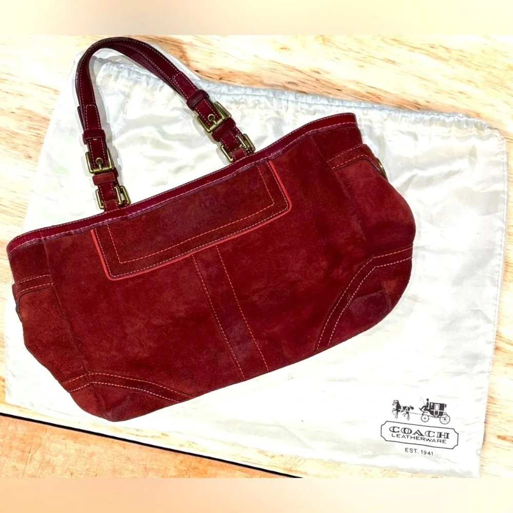 Coach 8B03 Burgundy Suede Hampton Bordeaux Tote - Picture 2 of 15
